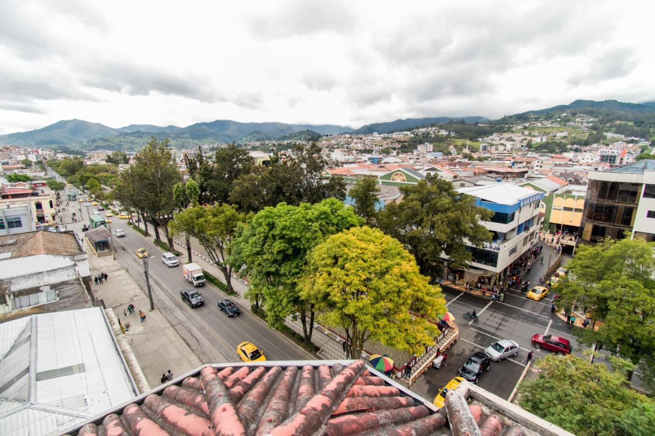 Grand Hotel Loja Bagian luar foto